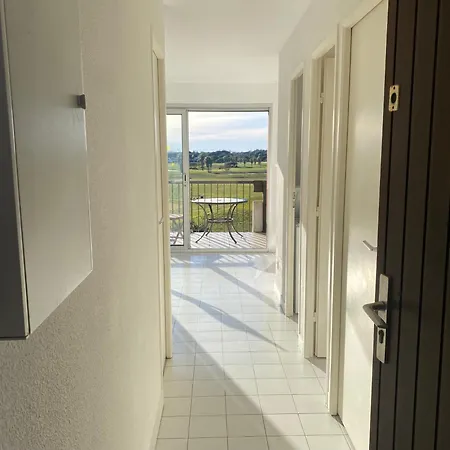 Avec Vue Exceptionnelle Sur Le Golf Appartement *